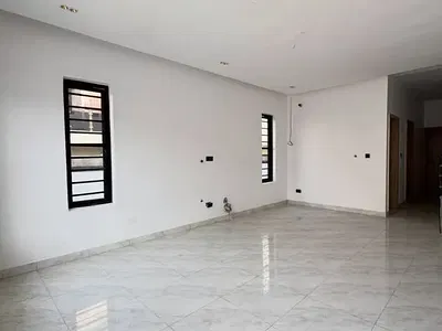 4 Bedroom Terrace with 1 Room BQ