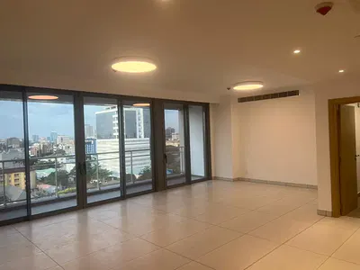 Waterfront Luxury Living -- 2 Bedroom Apartment