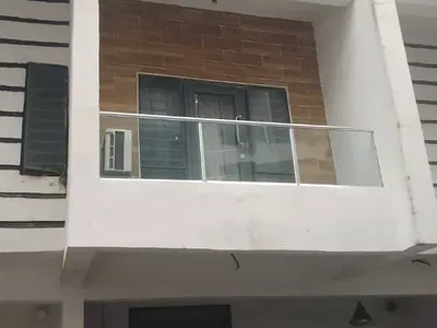 Luxury 4 Bedroom Terrace