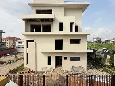 Luxury 6 Bedroom Detached Duplex BQ
