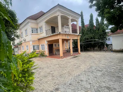 4 Bed Rooms Detached Duplex