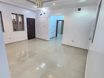 Brand New Miniflat with Full Kitchen 2 Toilet