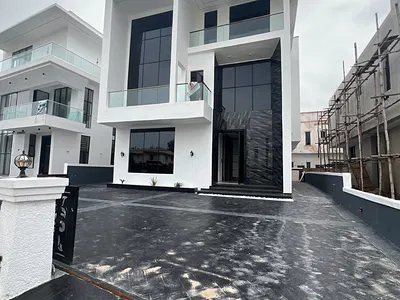 Luxurious 5 Bedroom Detached Duplex with Amazing Facilities