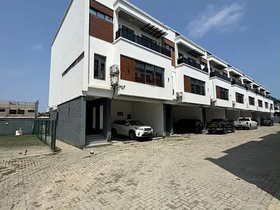 Specious 4 Bedroom Terrace Duplex with BQ