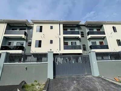 A Spacious 2 Bedroom Flat