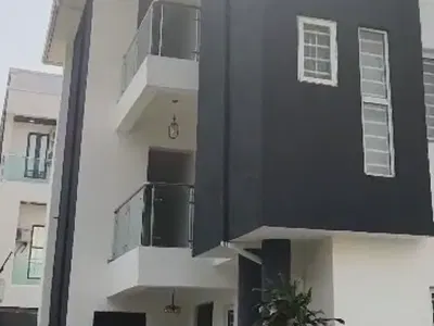 Fully Furnished 2 Bedroom Apartment