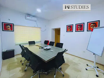 Premium 8-Seater Meeting Space