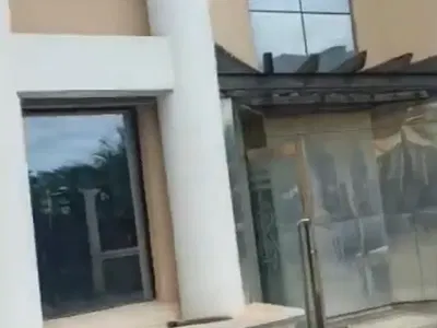 20room Hotel /Suite, Bar, Restaurant, Reception