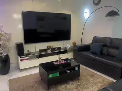 Fully Furnished 2-Bedroom Flat on Third Floor -- Enl Fha Estate,