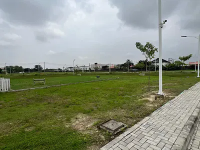 Dry Service Plots in a Serviced Estate