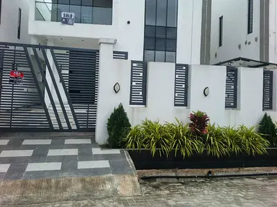 4 Bedroom Fully Detached Duplex with BQ