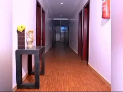 56 Bedrooms Hotel