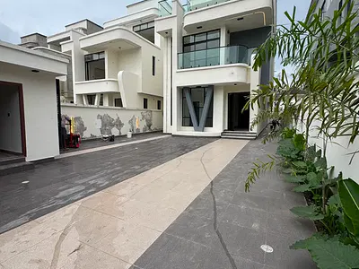 5-Bedroom Luxury Detached Duplex Lekki Phase 1