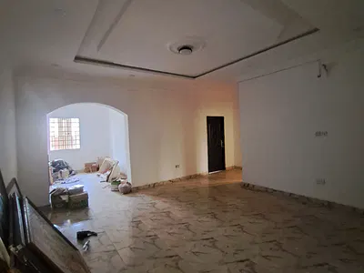 Very Spacious 3 Bedroom Flat