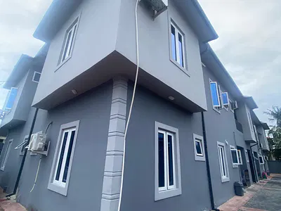 Luxury Sharp 2 Bedroom Apartment