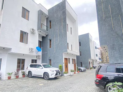 4 Bedroom Semi Detached Duplex with BQ