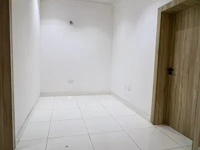 Fully Serviced 3 Bedroom Maisonette with a Room BQ