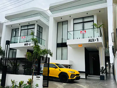 Contemporary 5 Bedrooms Fully Detached Duplex with Swimming Pool