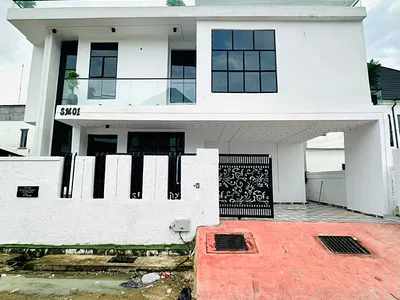 Luxury 4 Bedroom Fully Detached Duplex with BQ