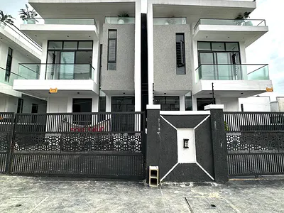 Luxury 4 Bedroom Semi-Detached Duplex