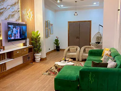 5 Bedroom Duplex with Swimming Pool, PS5, Snooker & Private Cinema