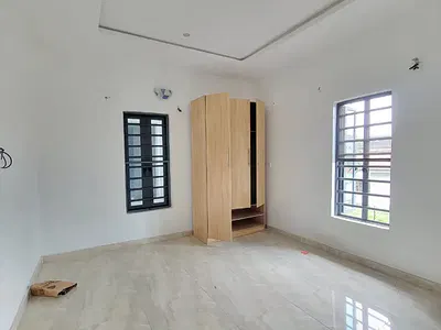 A Luxury 2 Bedrooms Flat with Excel