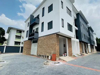 Spaciously Built 4 Bedroom Terrace Duplex Plus BQ and Pool