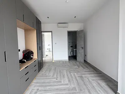 Auspicious 3 Bedroom Apartment with Gym and Pool