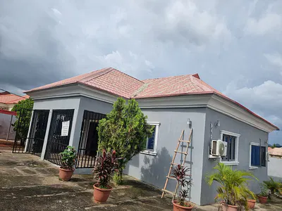 Beautiful Spacious 3 Bedroom Bungalow Standalone
