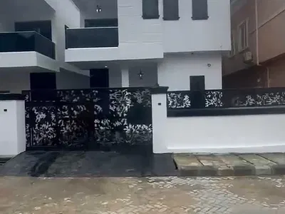 Brand New 4 Bedroom Detached Duplex