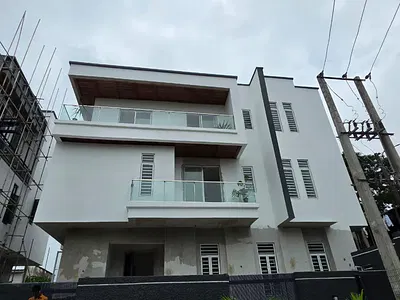 Newly Built Luxury 6 Bedroom Fully Detached Duplex with a BQ