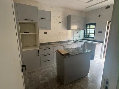 4 Bedroom Semi Detached
