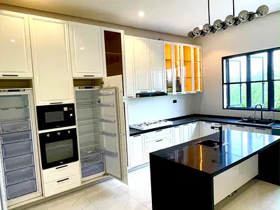 Luxurious 6 Bedroom Detached Duplex with 2BQ — Northern Foreshore Estate, Chevron, Lekki, Lagos