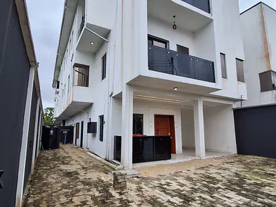 4bedroom Semi-Detached Duplex