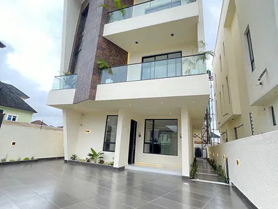 Luxury 5-Bedroom Fully Detached Duplex with BQ, Cinema, Gym & Pool