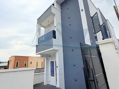 Luxury 4 Bedroom Duplex