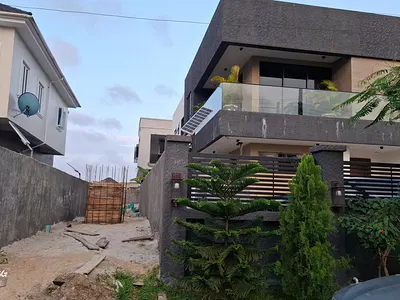 95% Completed, Well Built 5 Bedroom House