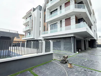 Spacious Apartments Units with En-Suite Bedrooms and Pool