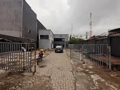 Open Plan for Lease with a Building at the Back Victoria Island Lagos