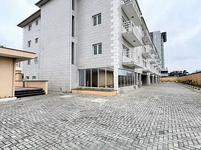 Spacious 3 Bedroom Apartments with En-Suite Rooms