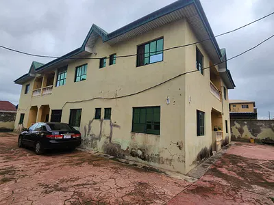 Standard 8 Units of 3 Bedroom Flat in a Very Serene Area