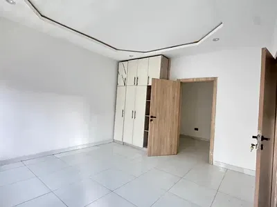 Tasteful 2 Bedroom Flat Apartment