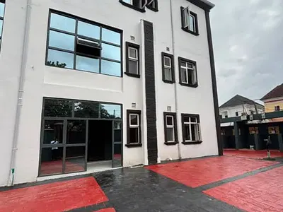 Newly Built 3 Bedrooms Flat Apartment