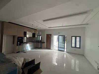 Brand New Luxury 1 Bedroom Apartment with Top Notch Facilities