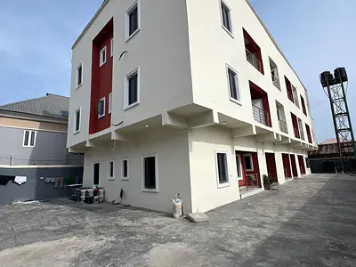 Serviced Two Bedrooms Flat