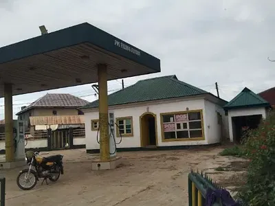 Filling Station