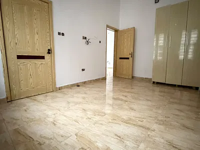 Single Room Available