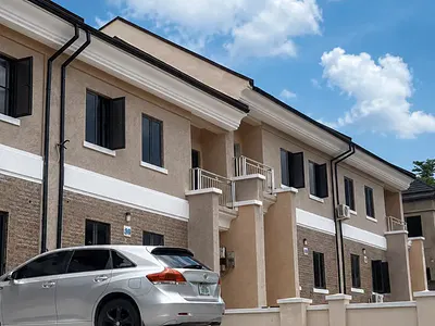 3 Bedroom S-Detached Duplex+bq