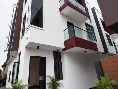 Brand New 5 Bedroom Fully Detached Duplex with BQ