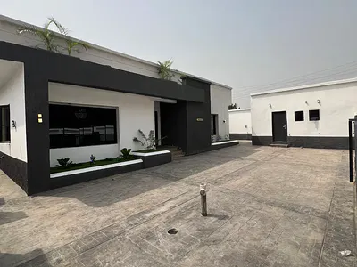 Luxury 4 Bedroom Bungalow